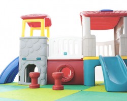 Photo of Deluxe Play Center 06s
